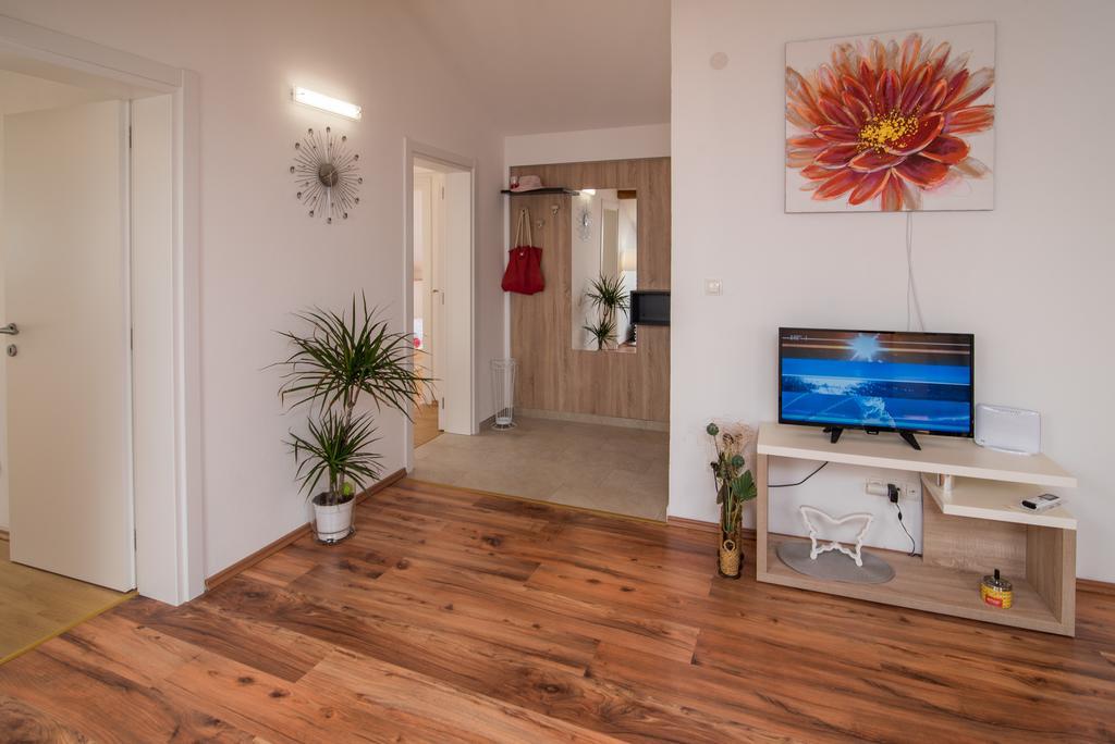 Apartman Marinko Krk Town Exterior photo