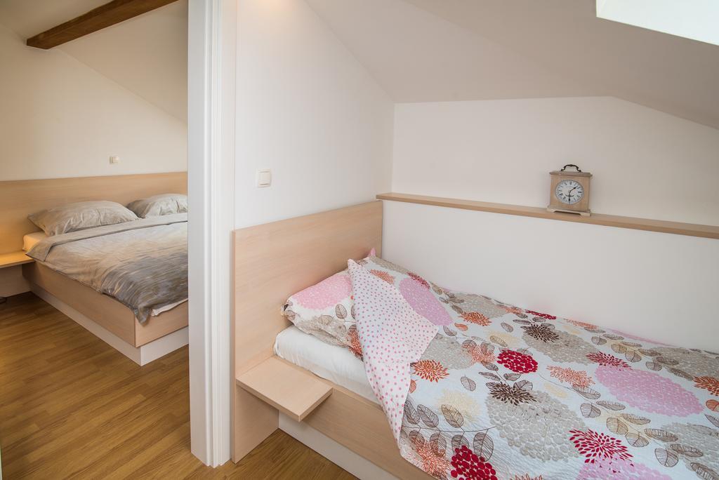 Apartman Marinko Krk Town Exterior photo